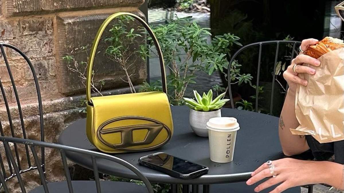 OK - What is this micro-purse everyone keeps talking about?