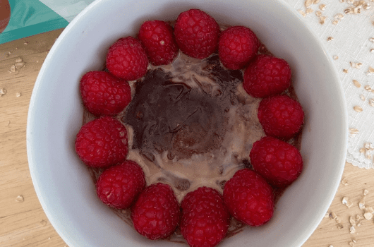 Low Calorie Raspberry Choc Baked Oats 