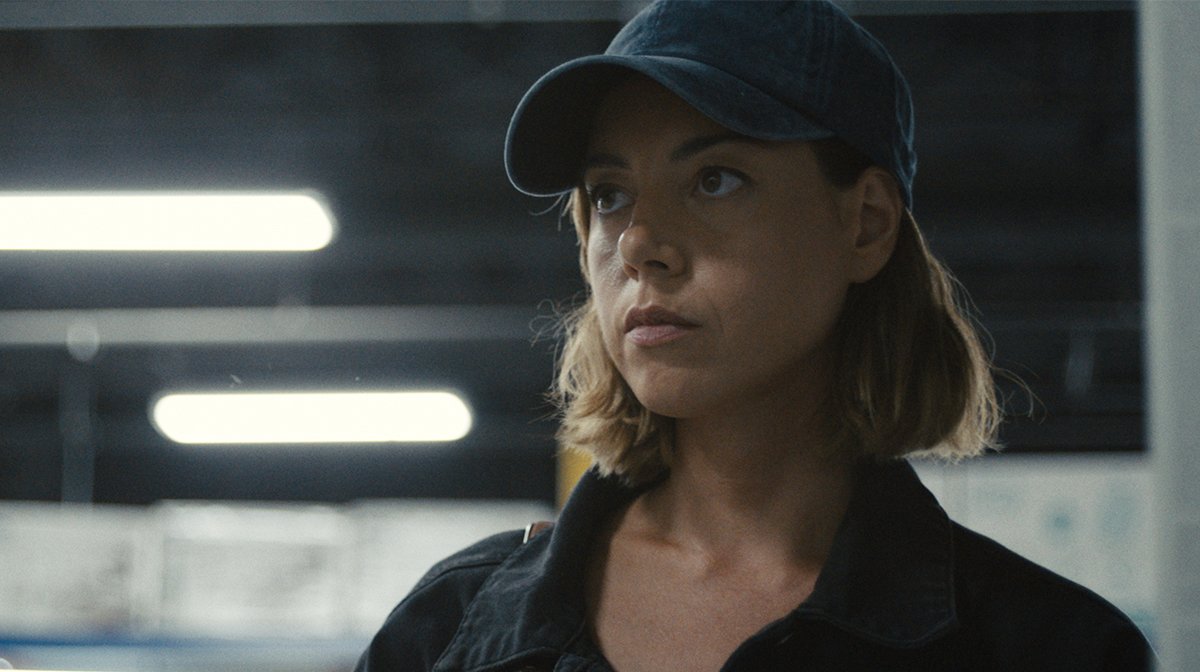 Aubrey Plaza And John Patton Ford Talk Their Thriller Emily The Criminal