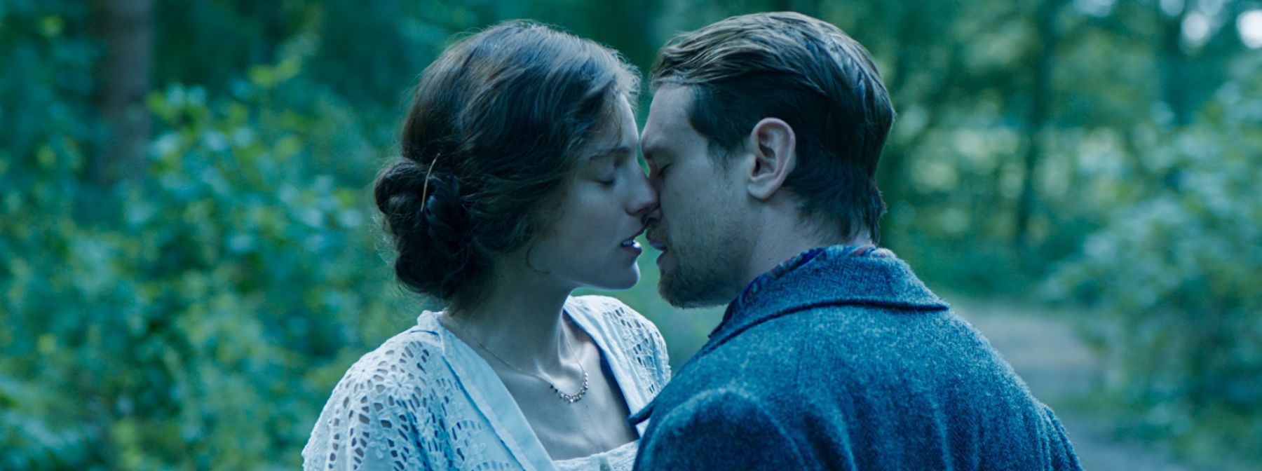 Emma Corrin And Jack O’Connell On The Steamy Lady Chatterley’s Lover