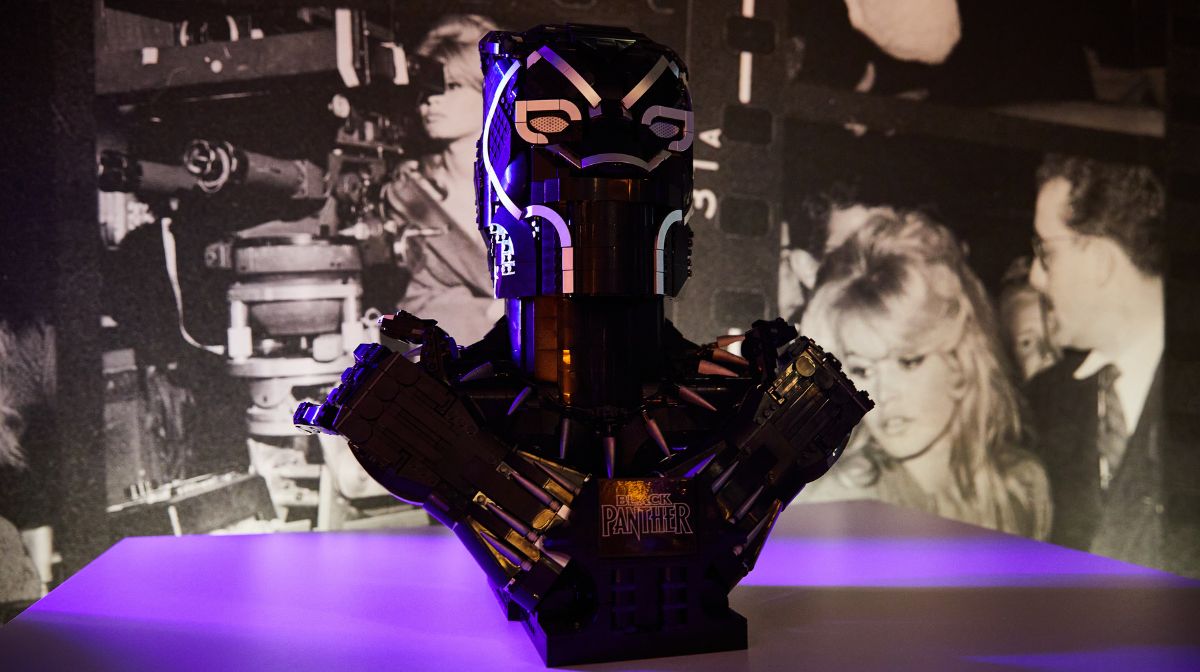 LEGO Launch Zavvi Black Panther Bust At Wakanda Forever Event
