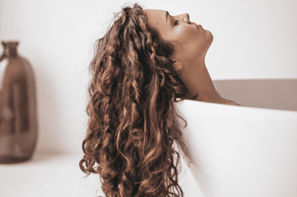 How to diffuse curly hair in 5 simple steps