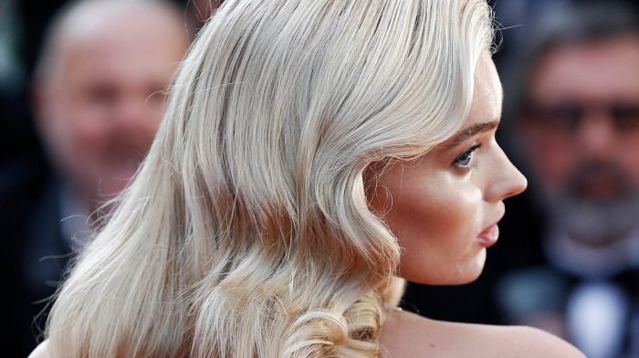I migliori shampoo viola per capelli biondi