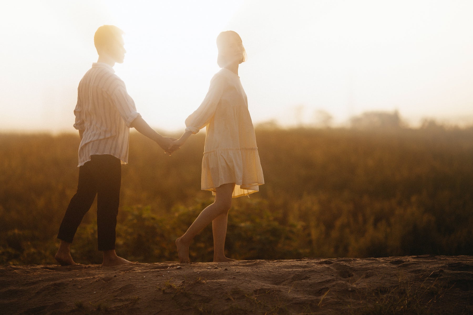 Ny undersøgelse viser, at du kan blive langsommere af at gå med din partner