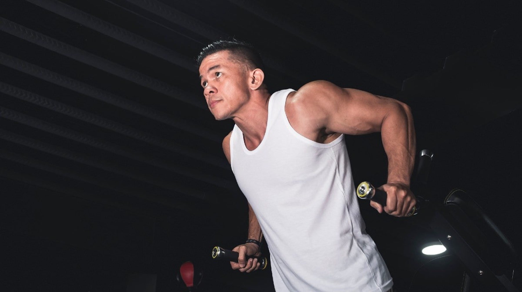 Triceps Pushdown Øvelse | Teknik og almindelige fejl