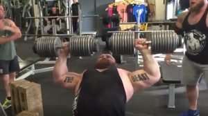 Eddie Hall Makes 200kg Dumbbell Chest Press Look Too Easy