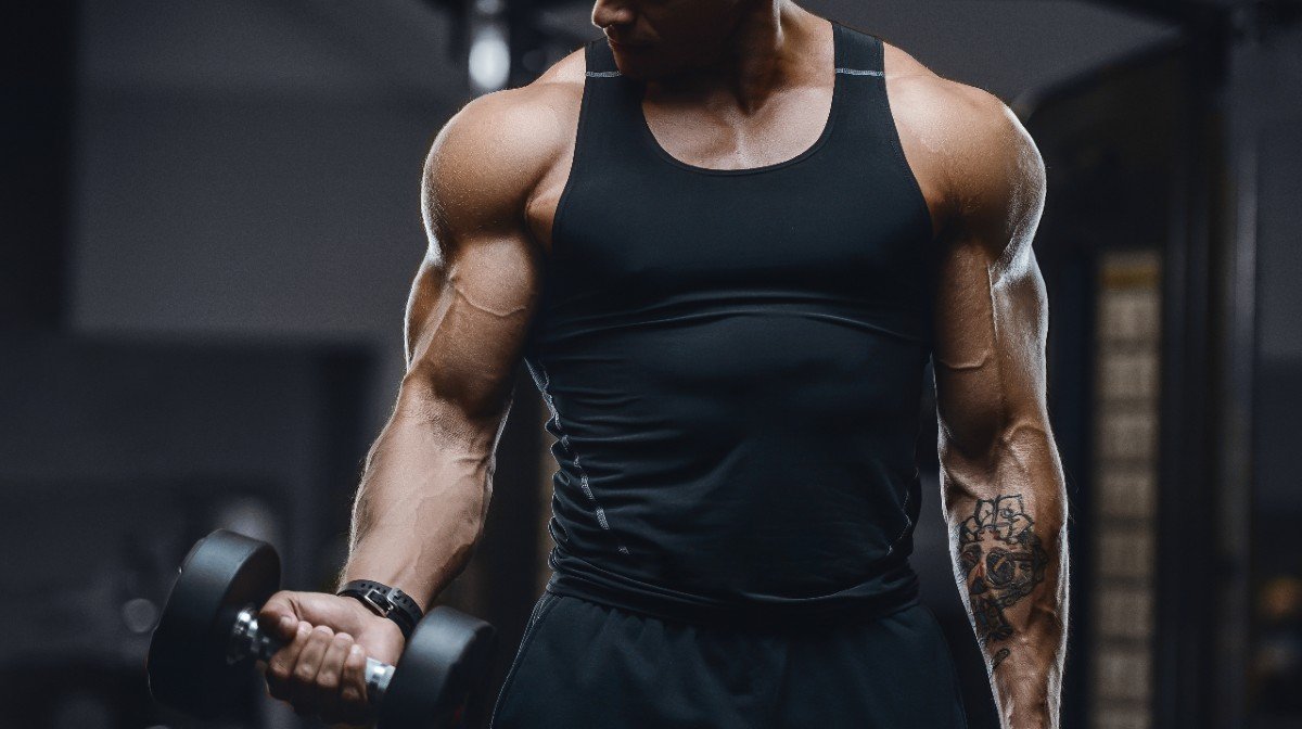 Build Bigger Arms With This PT's Go-To Arm Workout