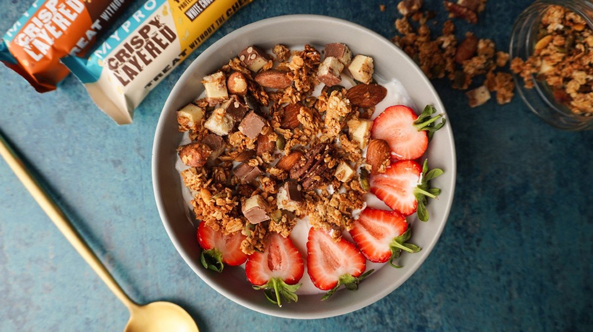 Crispy Layered Bar Granola | Granola-resepti, jossa reilusti proteiinia