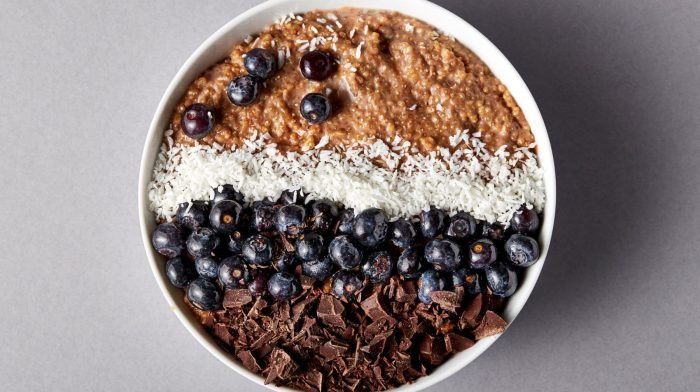 Quinoa Bowl Resepti | Gluteeniton suklaaherkku aamupalaksi