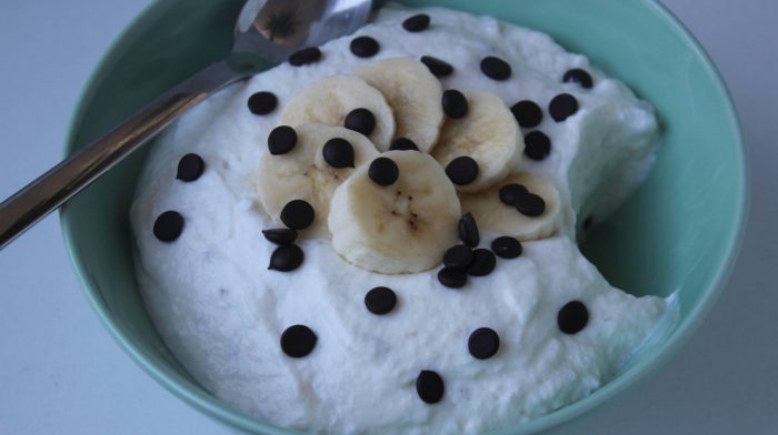 Bananen-Split Mousse | Himmlisches Protein Dessert