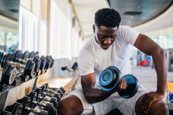 Ganzkörper-Workout mit Kurzhanteln | Werde Top-Fit mit diesen 6 Übungen