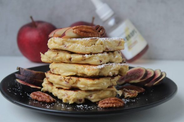 Kalorienarme Apfel Pancakes | Frühstücksidee