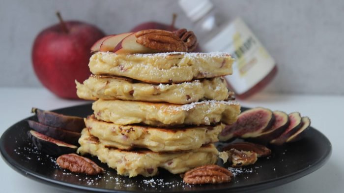 Kalorienarme Apfel Pancakes | Frühstücksidee