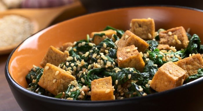 Tofu-Spinat-Pfanne mit Curry
