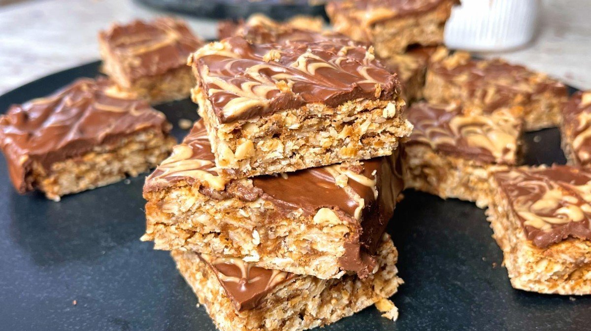Chocolate Hazelnut Flapjacks MYPROTEIN™