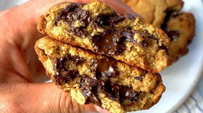 NYC Style Choc Chip Cookies