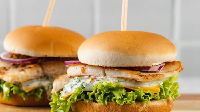 Ultimativer Fisch Burger zum Selbermachen | Gesundes Fast Food Rezept