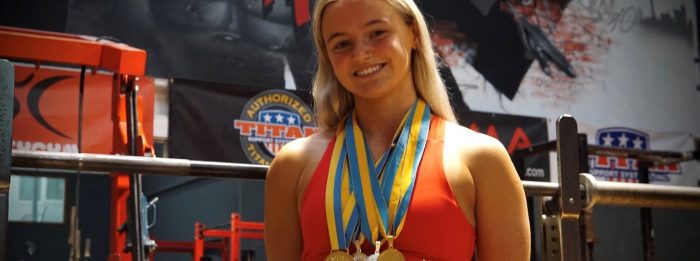18-jährige Studentin beansprucht Weltmeistertitel im Powerlifting