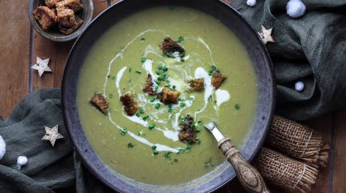 Pak Choy Suppe mit veganem Sauerrahm | Vorspeisen Rezept