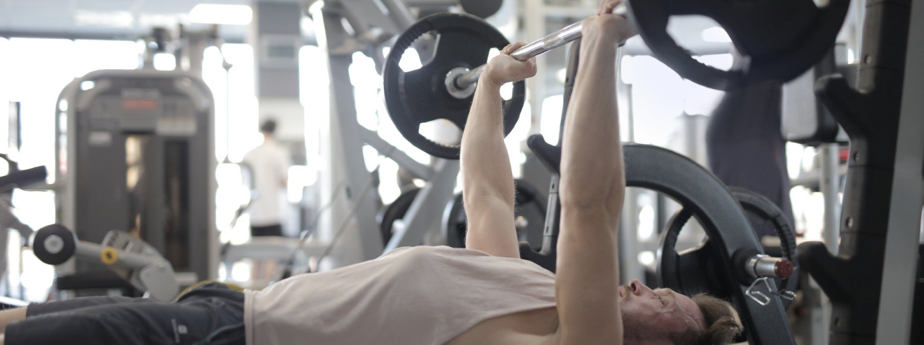 Baue Muskeln auf und spare dabei Zeit | Grundübungen für den Push Day