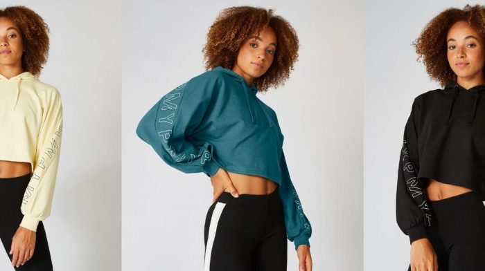 5 Wege, um unseren Icon Cropped Hoodie zu tragen | Welcher ist dein Favorit?