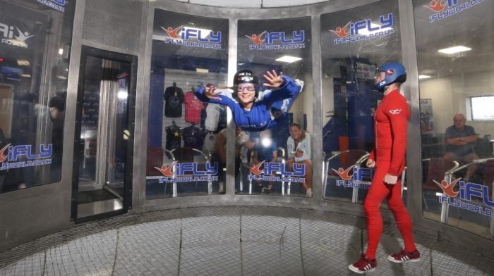Wir haben Indoor Skydiving ausprobiert | So fühlt sich fliegen an