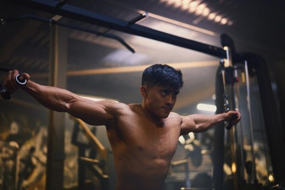 Why Chronic Illness Won’t Stop This Bodybuilding Champion | Forever Fit