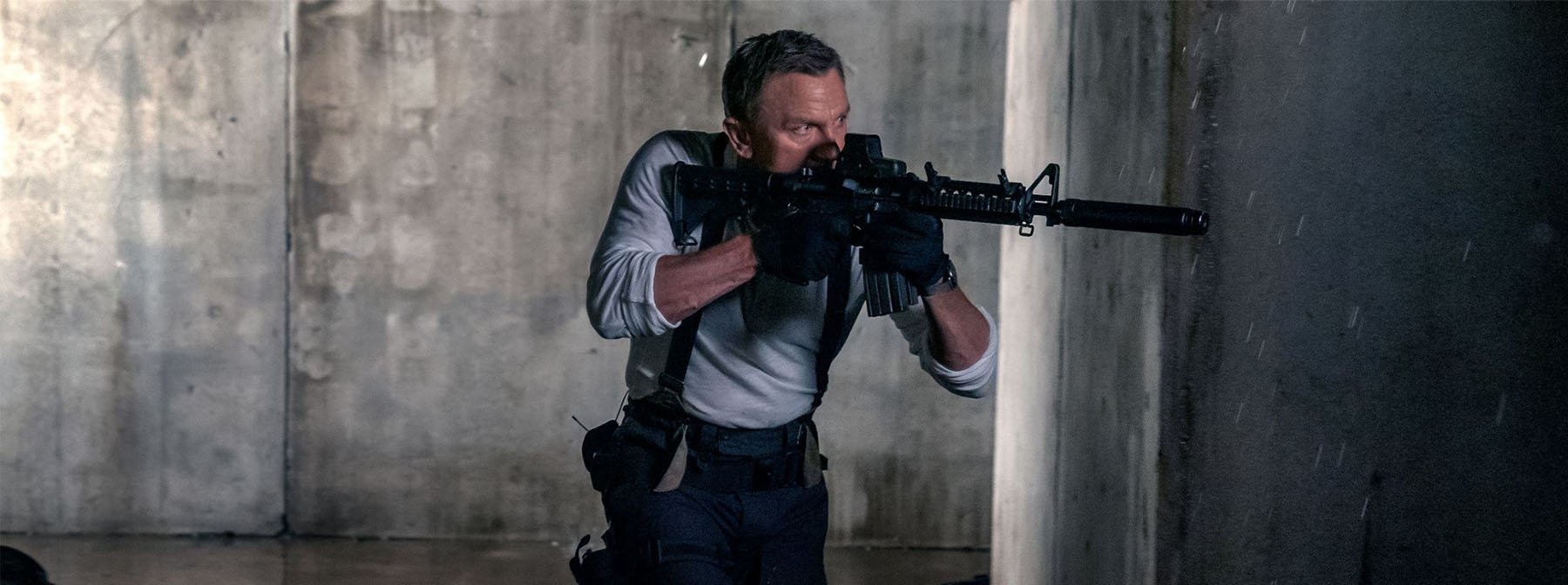 Daniel Craig's PT Reveals What It Takes To Train James Bond - MYPROTEIN™