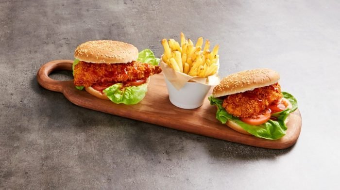 Hamburguesa de pollo Zingy | Recetas Fakeaway
