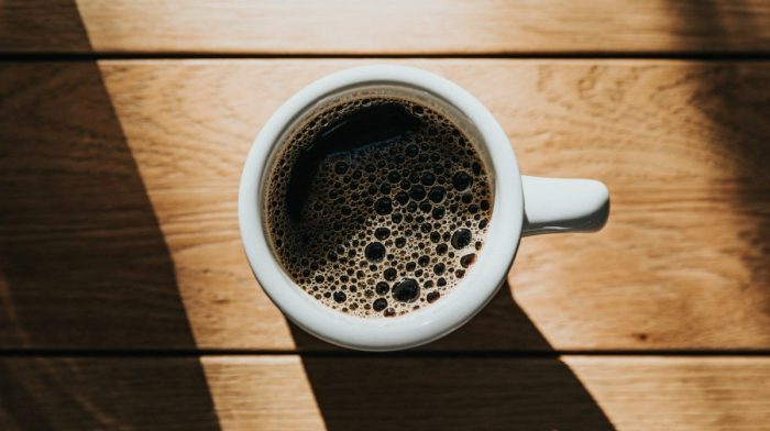 ¿Cómo reaccionaría el cuerpo si dejáramos de tomar cafeína?