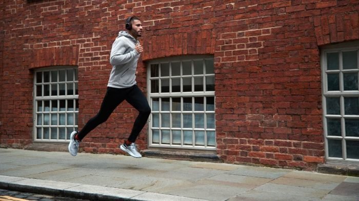 Calentamiento antes de correr | Ejercicios de calentamiento y beneficios