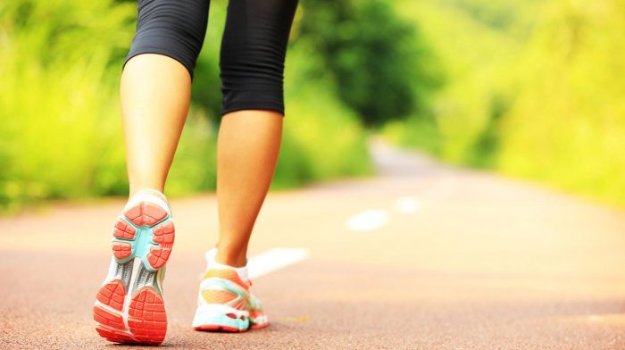 ¿Cuánto tiempo se tarda en caminar 1 km?