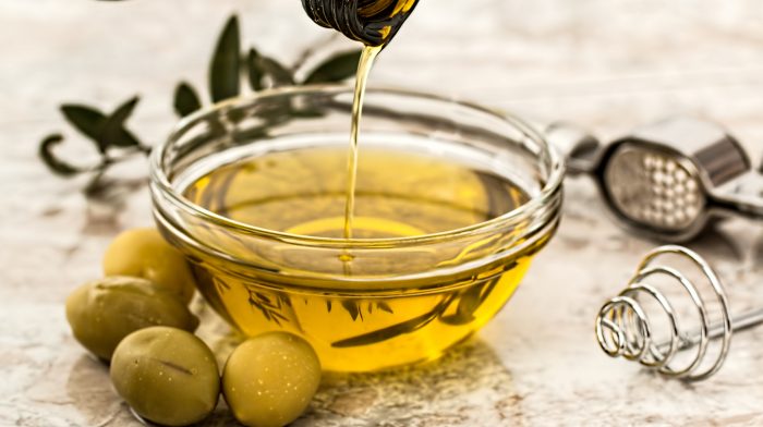 Il grasso naturale più salutare? L’olio extravergine d’oliva!