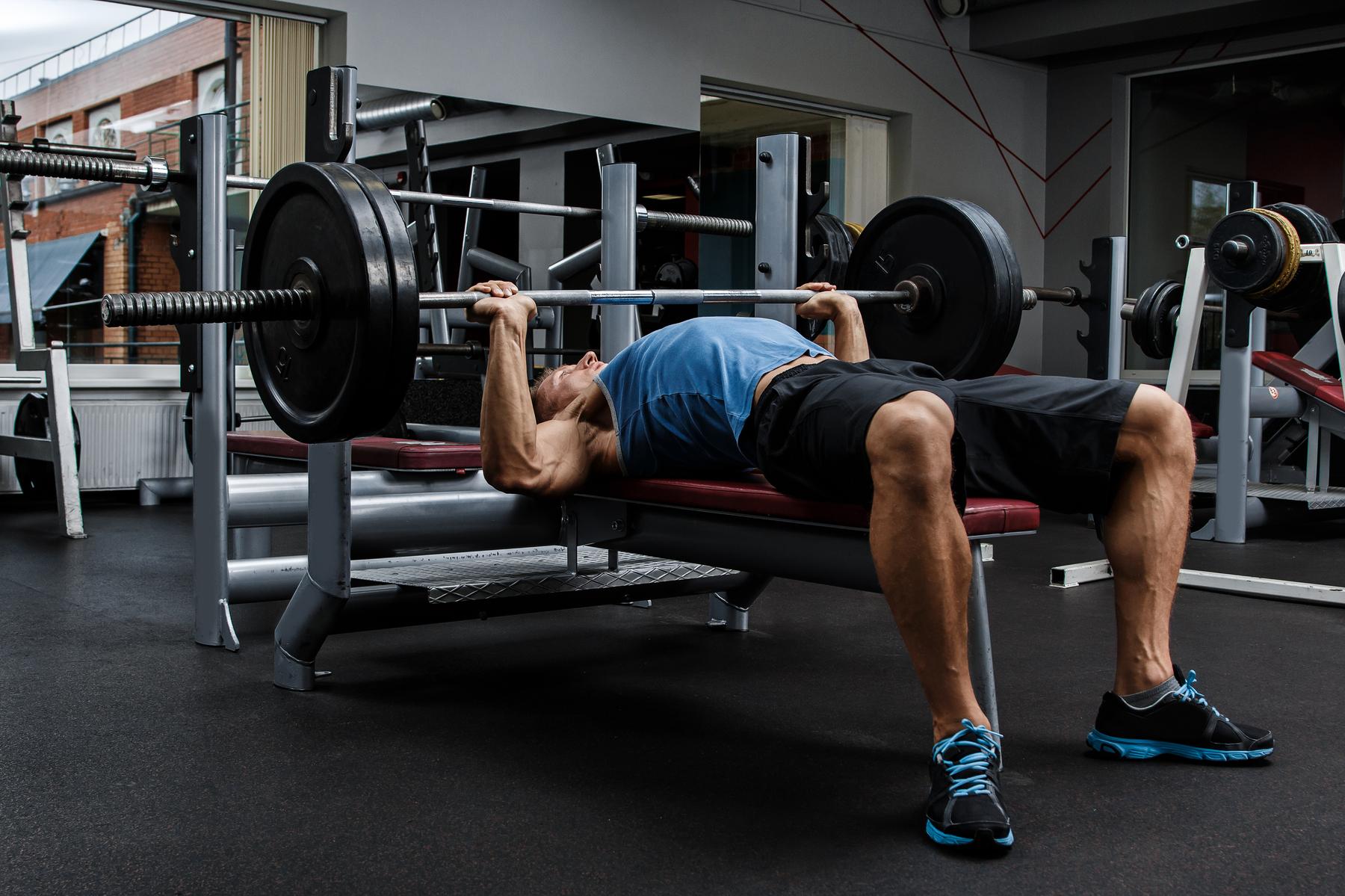 Treino Para Iniciantes  Peito, Ombros E Tríceps - MYPROTEIN™