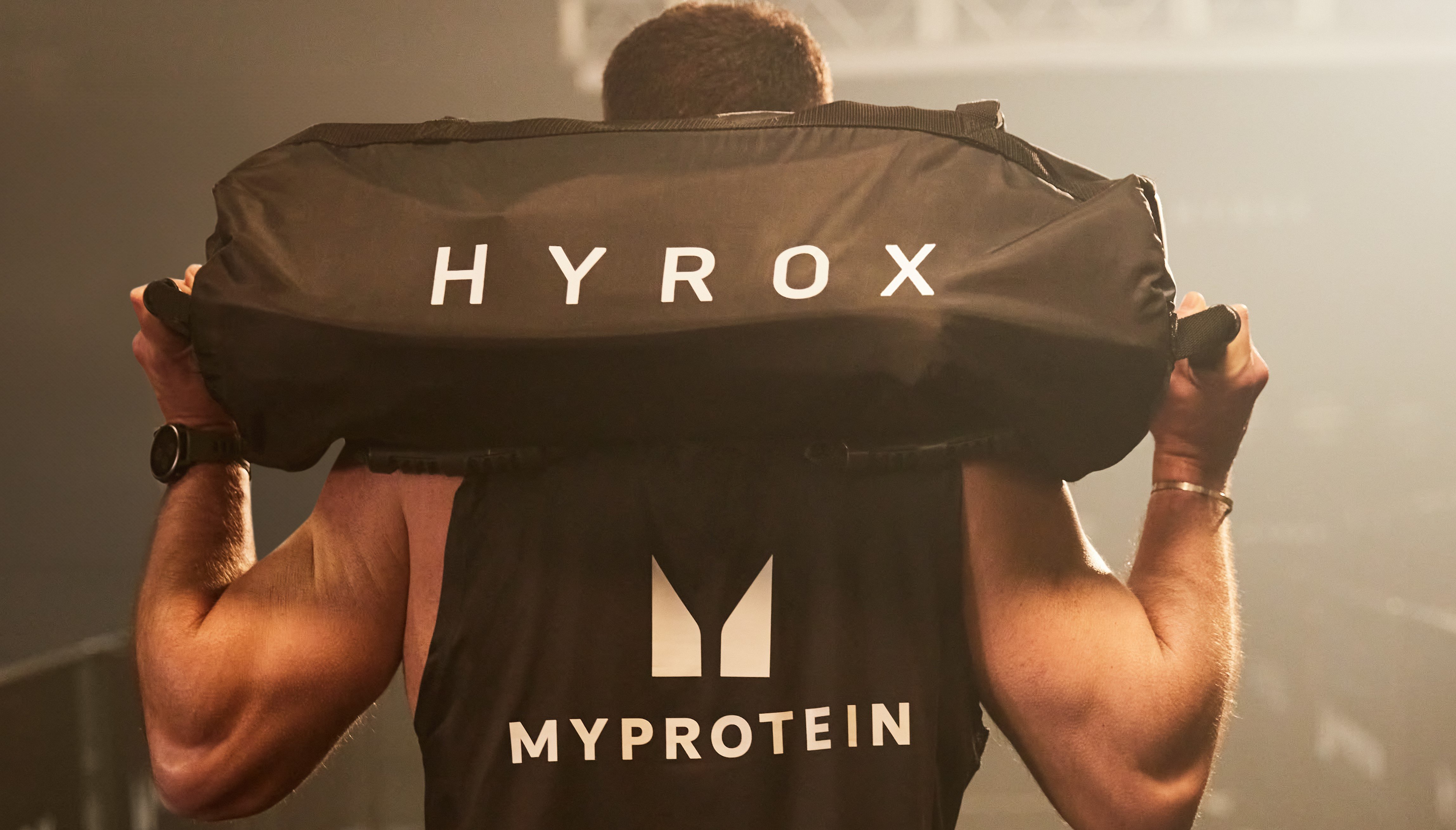 O que é o Hyrox e como treinar para a competição? - HSN