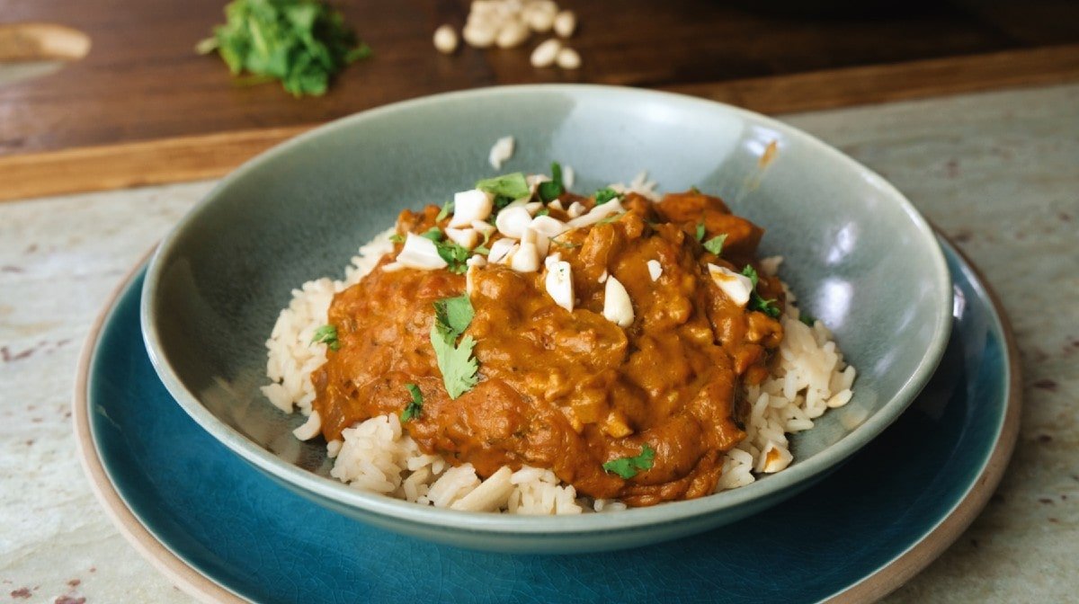 Peanut Butter Chicken Curry | MYPROTEIN™