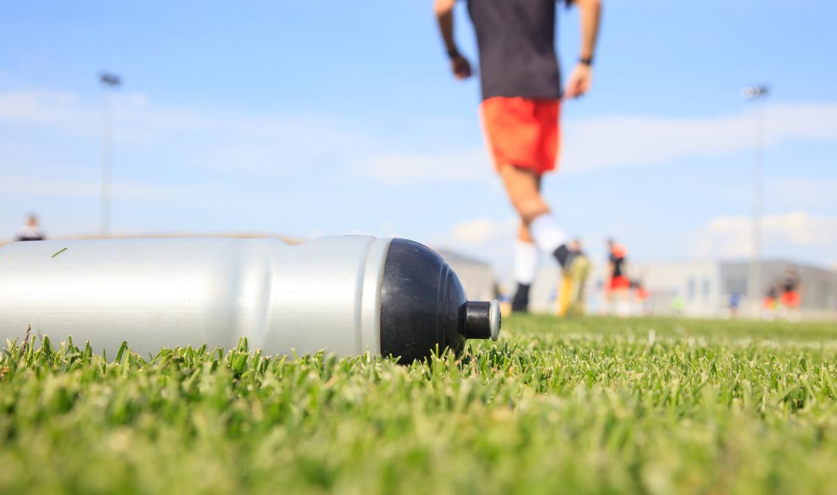 Football Supplements | Your Definitive Guide to Supplements for Football Players