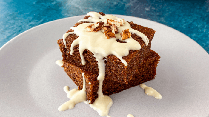 Healthy Spiced Pumpkin Cake Squares