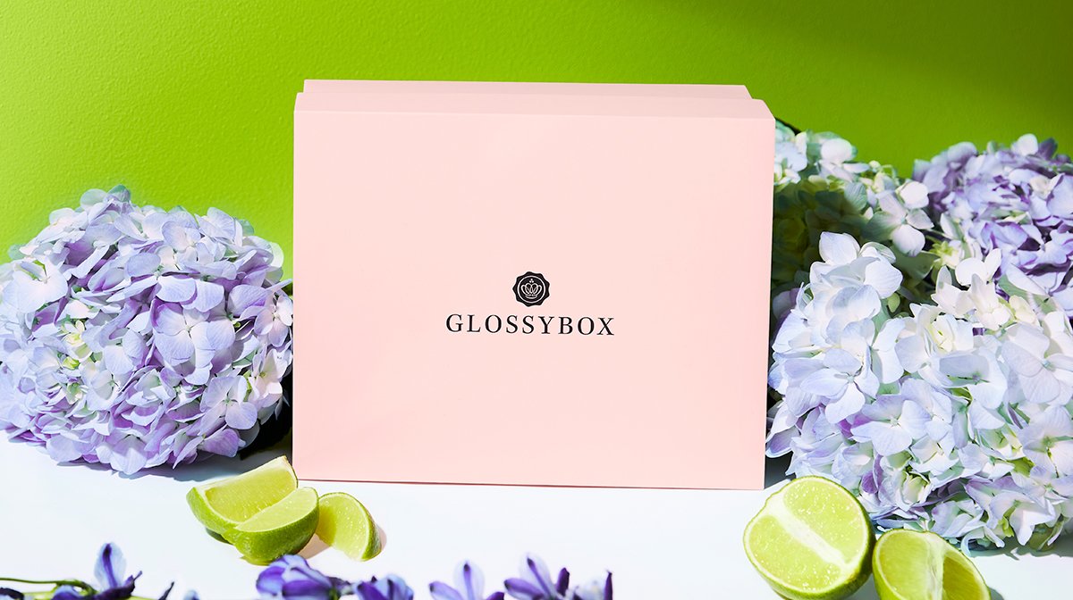 #WokeUpInSpring: Our April GLOSSYBOX is Here!