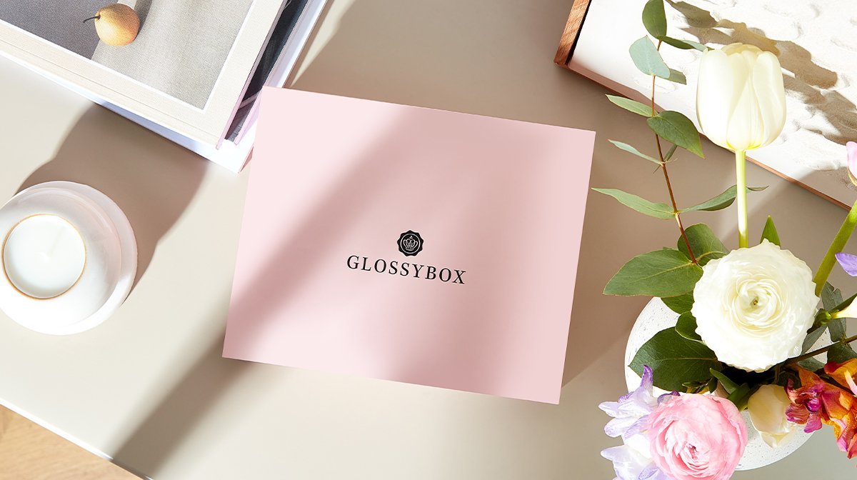 glossybox-april-2022-spring-softness