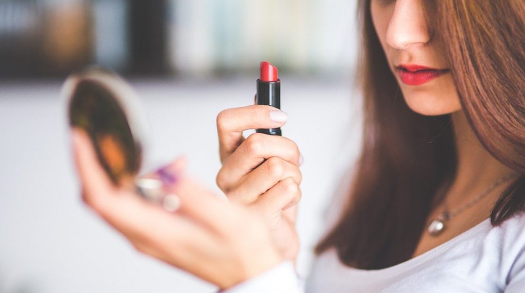 the-best-red-lipsticks-glossybox