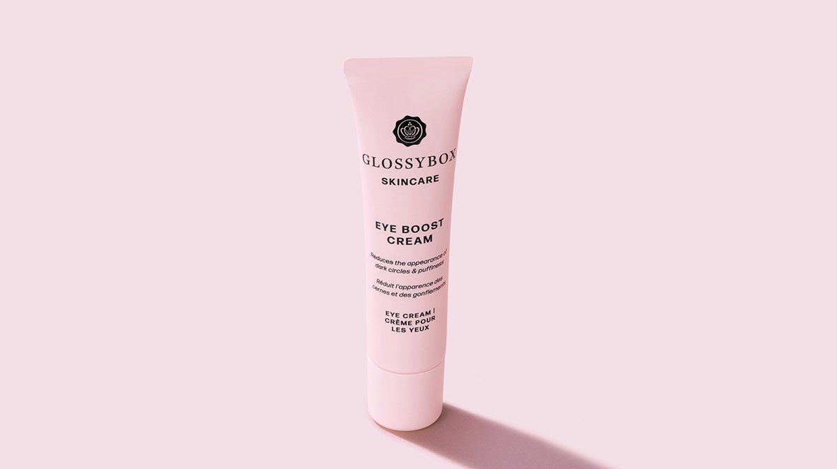 glossybox-skincare-applying-eye-cream-properly-eye-boost-cream