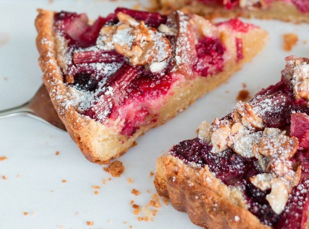 rhubarb and raspberry frangipane tart