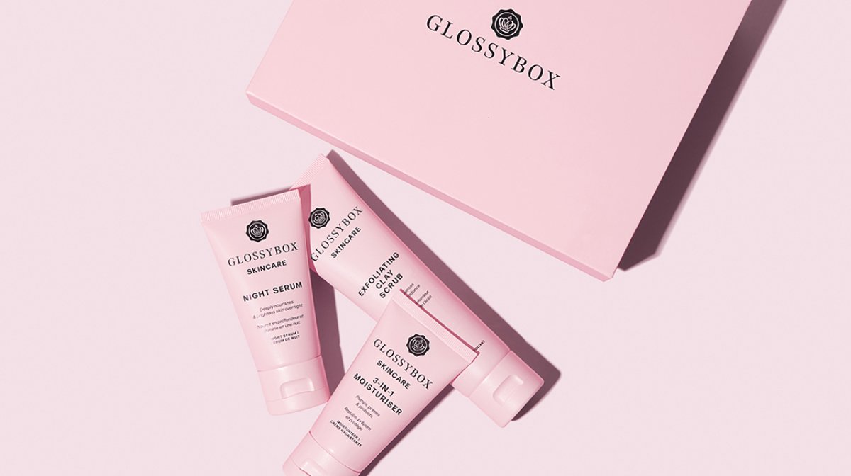 Try Our New Skincare Bestsellers Kit For A Totally Clear Complexion!