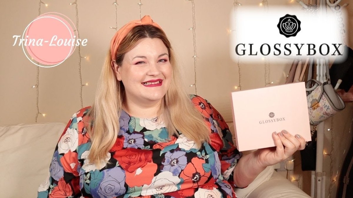 Glossy Circle: Unboxing Our November ‘Makeup & Magic’ GLOSSYBOX