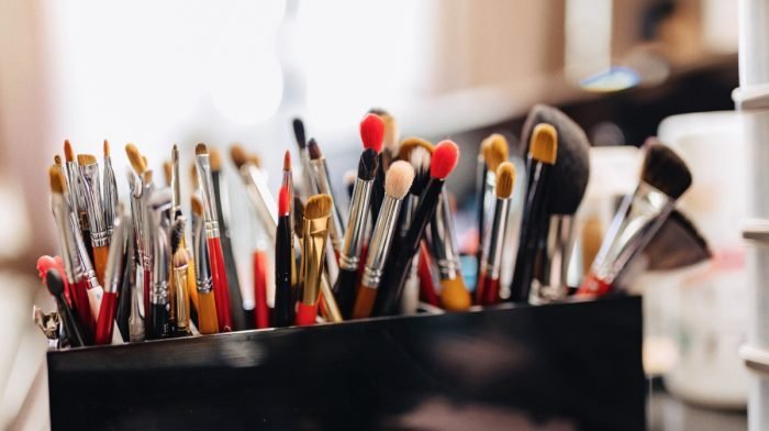 The Best Makeup Brushes For Creating A Full Face - According To An Expert MUA!