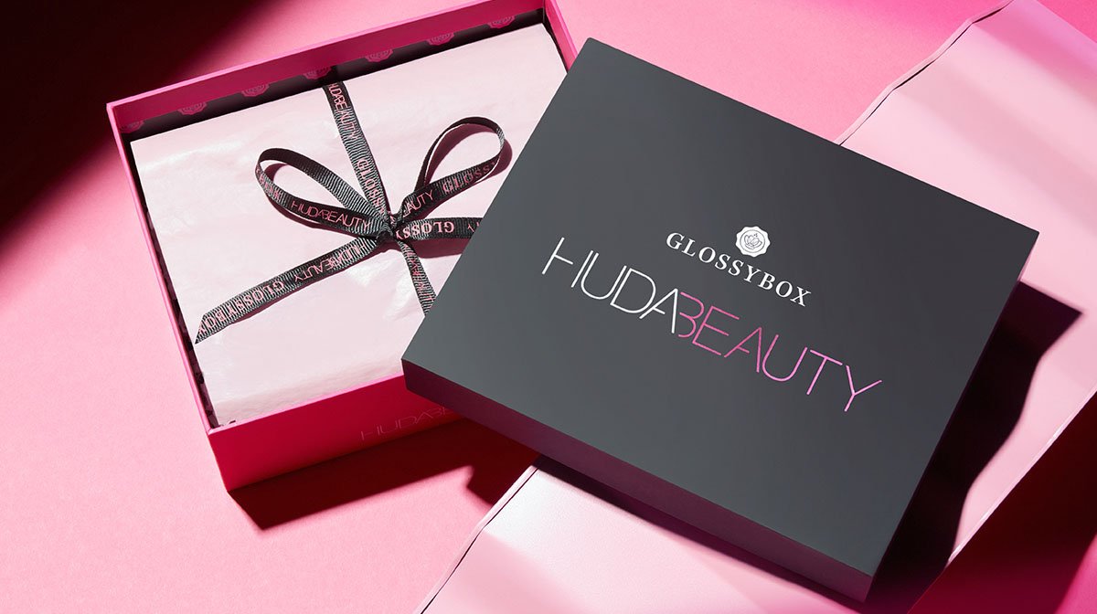 Huda beauty store gift set