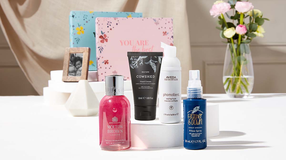 mothers-day-limited-edition-march-2022-glossybox