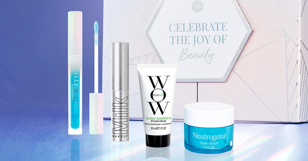 Celebrate the Joy of Beauty with our Christmas Limited Box!