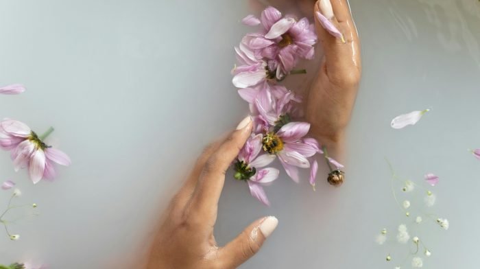 Harnessing the Power of Essential Oils for a Fresh Start this January